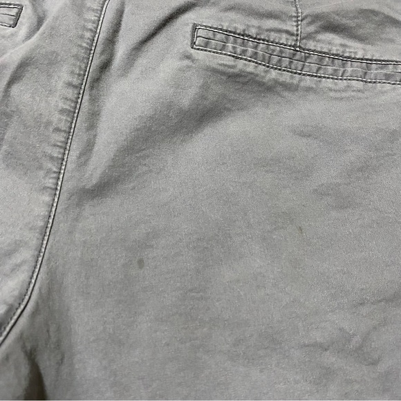 Old Navy Everyday Short Gray Shorts 10 - Picture 8 of 8